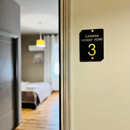 Bed & Breakfast Catania Holiday Home Aeroporto di Catania Fontana Rossa