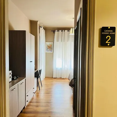 Catania Holiday Home Aeroporto di Catania Fontana Rossa